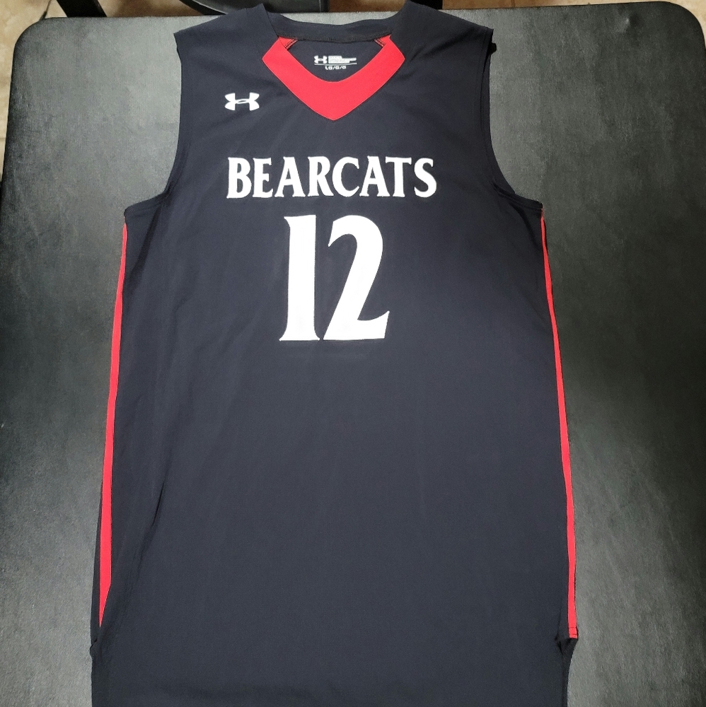 University Of Cincinnati Bearcats Basketball Jersey.